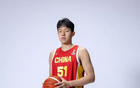  一路向征程｜楊瀚森隨隊出征2025FIBA亞洲杯預選賽第二窗口期比賽